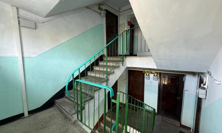 Apartament 2 camere,zona B-dul Traian Pizza Plus/Petru Rares