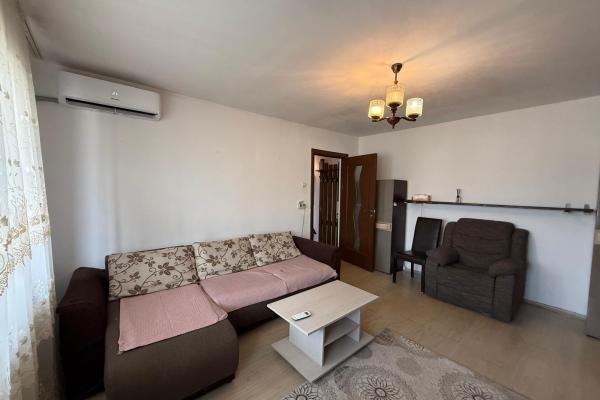 Apartament 2 camere,zona B-dul Traian Pizza Plus/Petru Rares