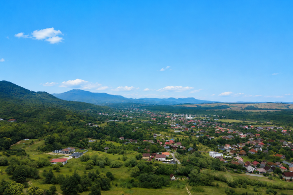 Teren Tăutii de Sus , 9 398 mp ,parcela ideala ansamblu case/dezvoltare turistica
