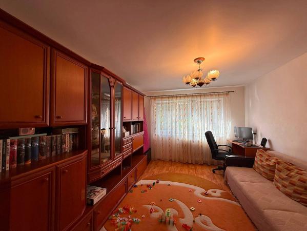 Apartament 3 camere,Petru Rares ,parter înalt