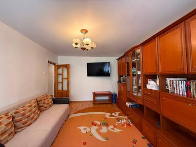 Apartament 3 camere,Petru Rares ,parter înalt