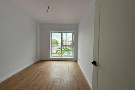 Apartament 2 camere,Mărgeanului,etaj 1 ,nou