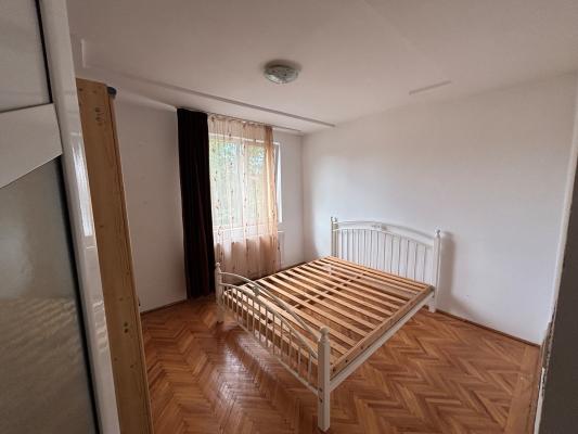 Apartament cu 2 camere, decomandat – Str. Petru Maior, Zona Bizo
