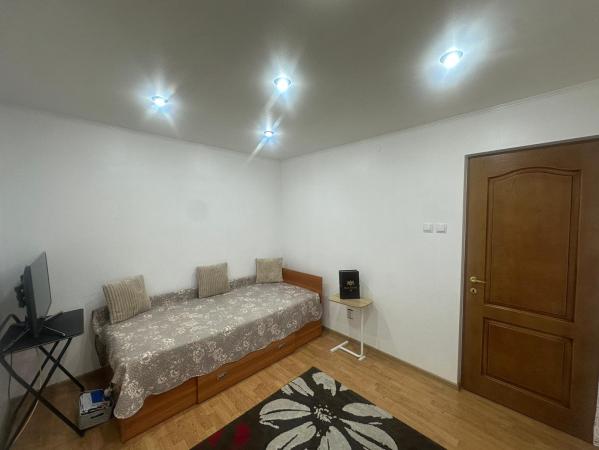 Apartament 4 camere,Vasile Alecsandri, zona Shopping Park, parter înalt