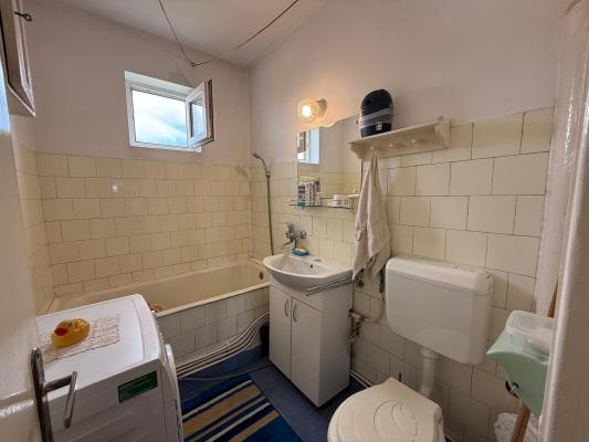 Apartament 2 camere , ultracentral , zona Bizo