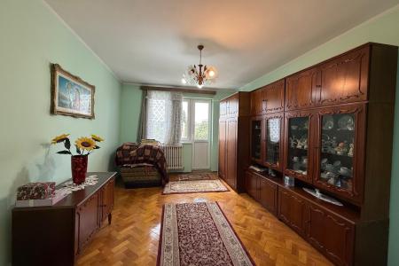 Apartament 2 camere , ultracentral , zona Bizo
