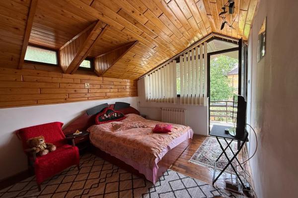 Apartament 3 camere cu teren, zona PARC/Hollosi Simon