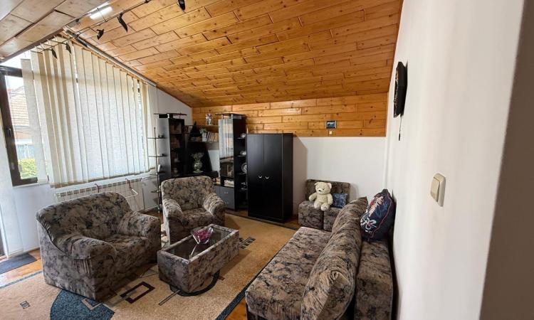Apartament 3 camere cu teren, zona PARC/Hollosi Simon