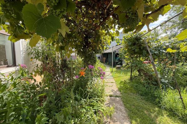 Apartament 3 camere cu teren, zona PARC/Hollosi Simon