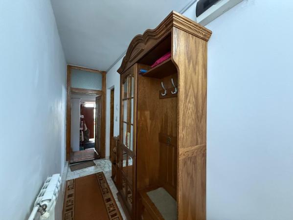 Apartament 3 camere cu teren, zona PARC/Hollosi Simon