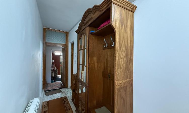 Apartament 3 camere cu teren, zona PARC/Hollosi Simon