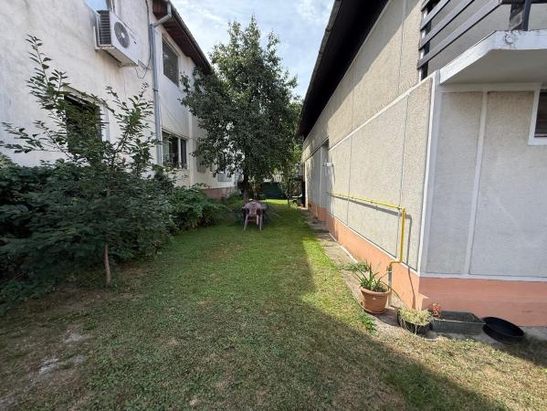 Apartament 3 camere cu teren, zona PARC/Hollosi Simon