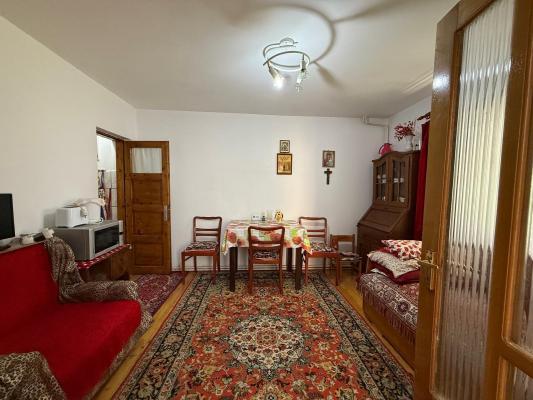 Apartament 3 camere cu teren, zona PARC/Hollosi Simon