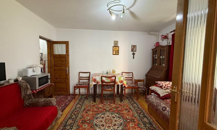 Apartament 3 camere cu teren, zona PARC/Hollosi Simon