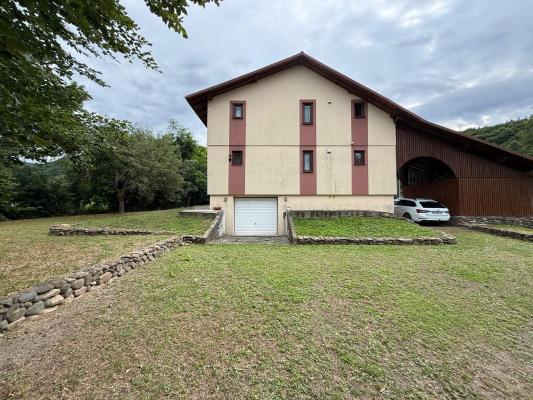 Casă individuală , eco construită din lemn, ,Copalnic Mănăștur ,la 25 min de Baia Mare