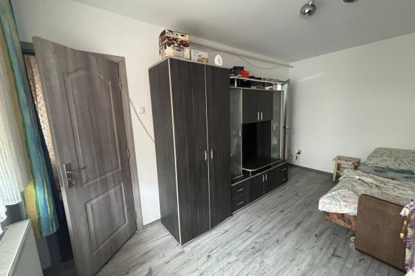 Garsoniera, etaj 2 - zona Gării