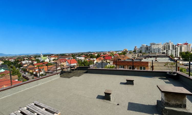 Apartament cu 2 camere - terasă de 60 mp – Zona Progresului, Str. Culturii