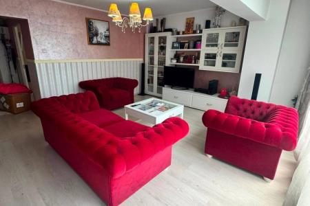 Apartament 3 camere Etaj 1, Bulevardul București, zona Don Pio