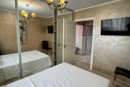 Apartament 3 camere Etaj 1, Bulevardul București, zona Don Pio