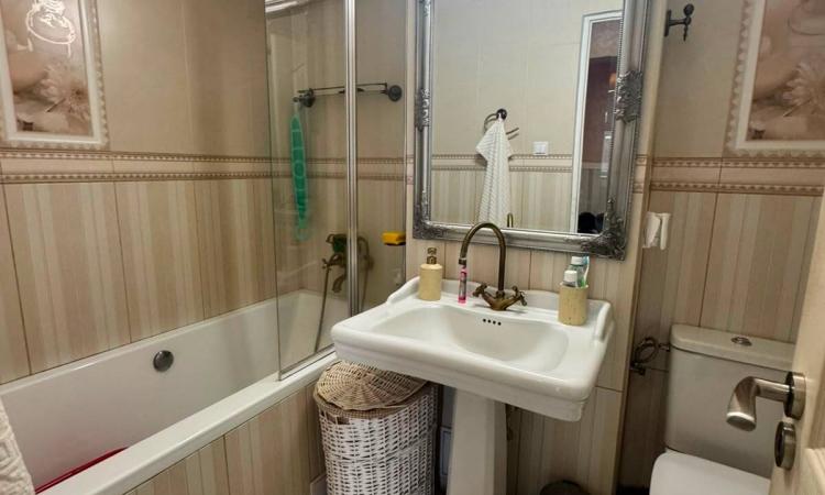 Apartament 3 camere Etaj 1, Bulevardul București, zona Don Pio