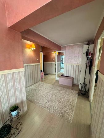 Apartament 3 camere  Etaj 1, Bulevardul București, zona Don Pio