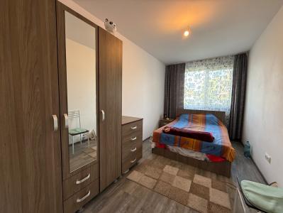 Apartament parter 2 camere decomandat Marasesti