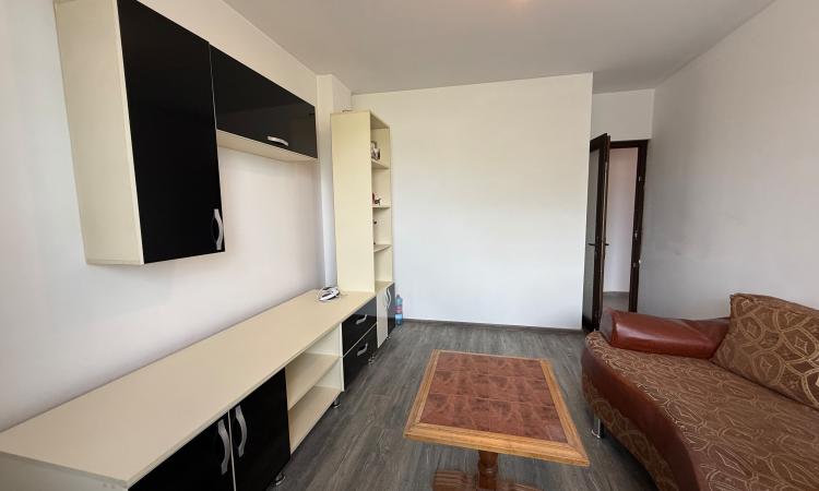 Apartament parter 2 camere decomandat Marasesti