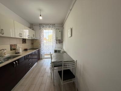 Apartament parter 2 camere decomandat Marasesti