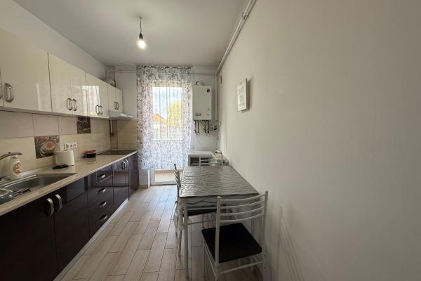 Apartament parter 2 camere decomandat Marasesti