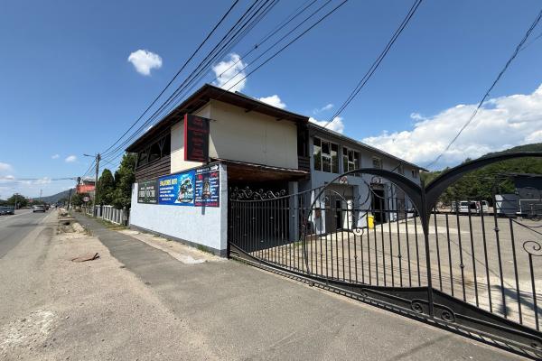 Hală industrială de vânzare sau închiriere Tăuții de Sus | 220 mp | Teren 11 ari | Acces TIR