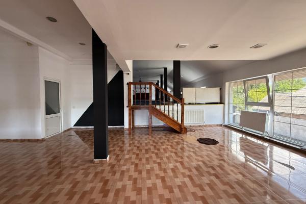 Hală industrială de vânzare sau închiriere Tăuții de Sus | 220 mp | Teren 11 ari | Acces TIR