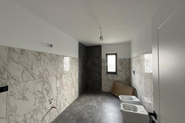 Case individuale finisate Mocira | 6 ari teren | Garaj 36 mp | Terasă 39 mp | La 5 minute de Baia Mare