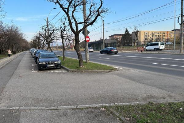 Închiriere - apartament 2 camere decomandat | Etaj 1 | zona RFN