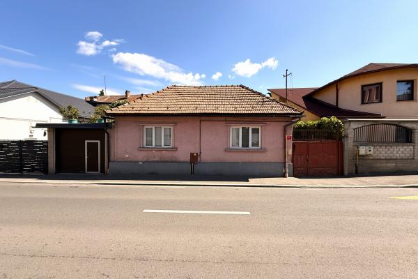 Casă de vânzare în Centrul Vechi Baia Mare – ideală pentru renovare