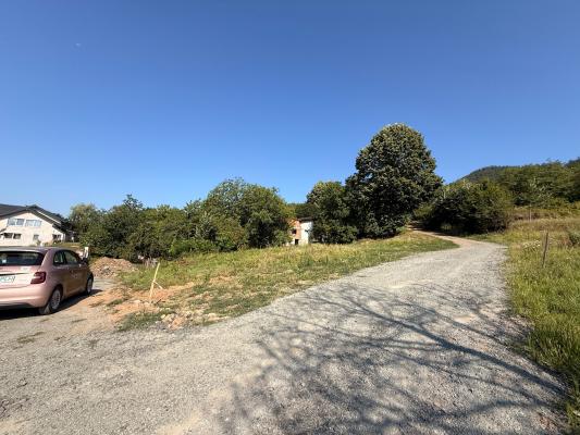 Teren intravilan - Zona TBC, str. Grigore Ureche - 1118 mp