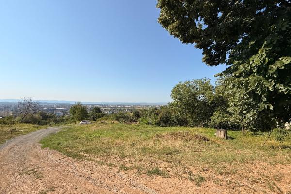 Teren intravilan - Zona TBC, str. Grigore Ureche - 1118 mp