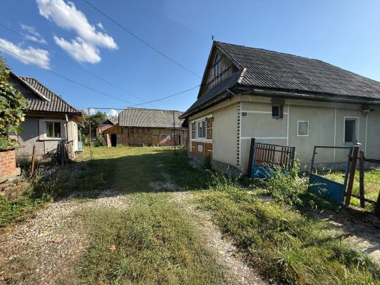 Casă individuală Satu Nou de Sus 7 min de Baia Mare ,38 ari teren