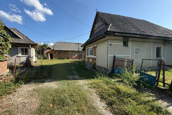Casă individuală Satu Nou de Sus 7 min de Baia Mare ,38 ari teren