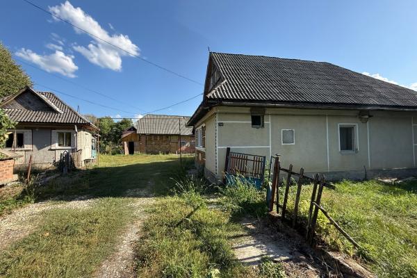 Casă individuală Satu Nou de Sus 7 min de Baia Mare ,38 ari teren