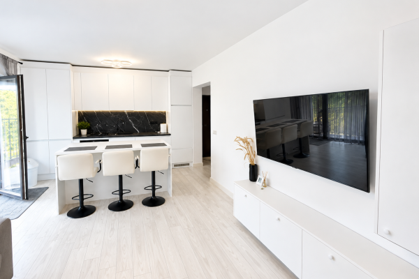 Apartament 2 camere | Prima închiriere | Curte proprie | Zona Brândușelor