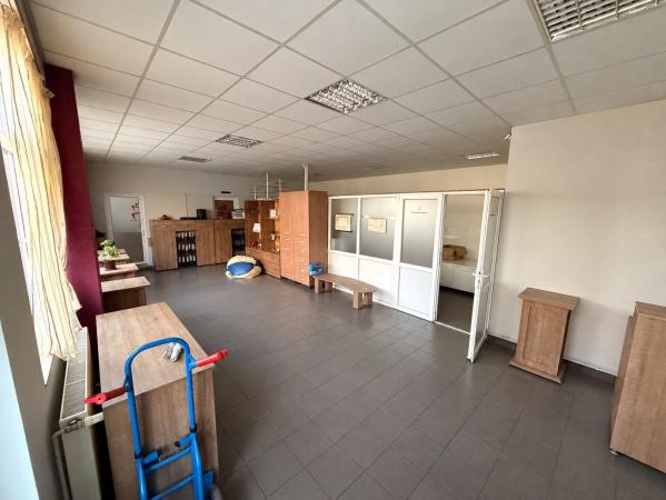 Vanzare spatiu comercial V.Lucaciu zona IMMUM  215 mp