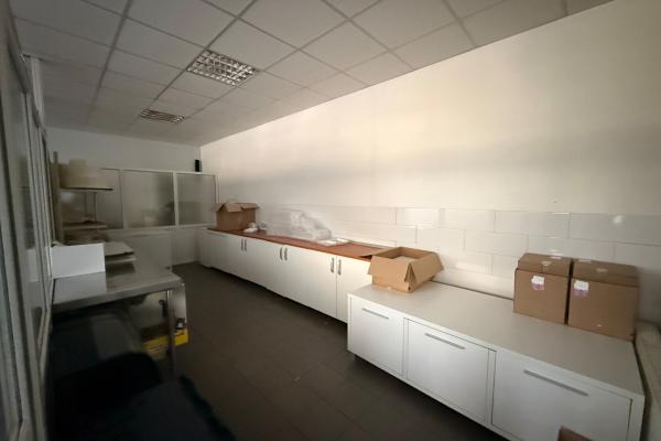 Vanzare spatiu comercial V.Lucaciu zona IMMUM 215 mp