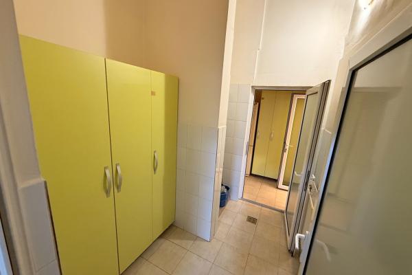 Vanzare spatiu comercial V.Lucaciu zona IMMUM 215 mp