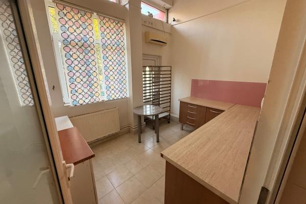Vanzare spatiu comercial V.Lucaciu zona IMMUM 215 mp
