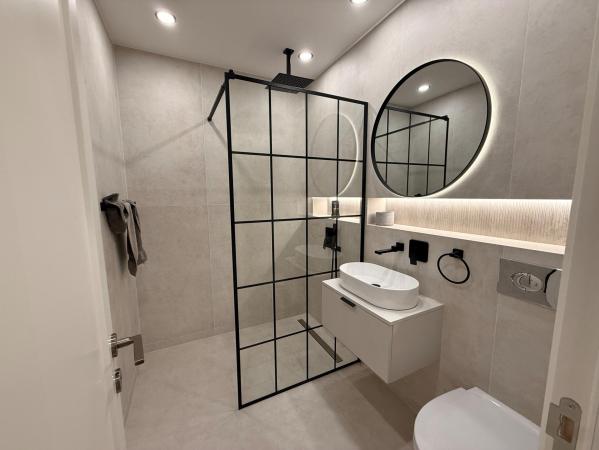 Apartament 2 camere modern, zona Muzeu Mineralogie