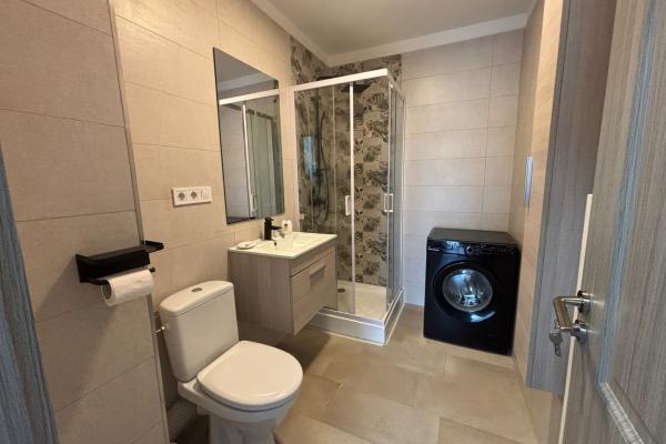 Închiriere - Apartament 2 camere - str. Lămâiței, parter