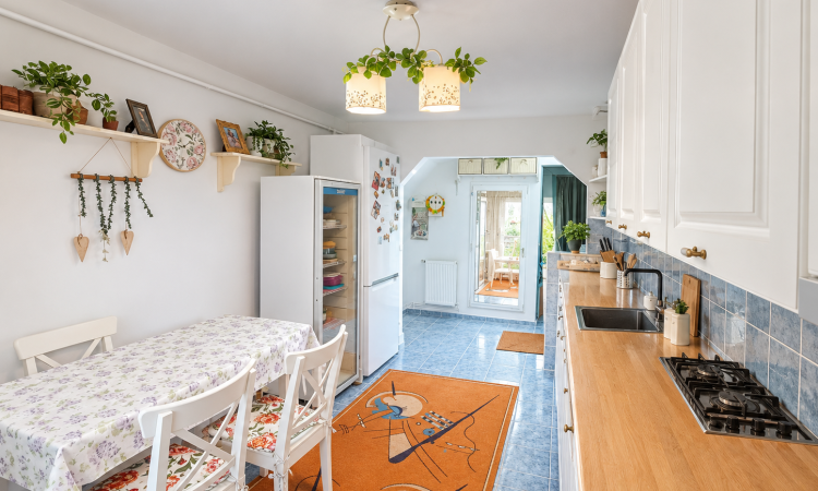 Apartament 3 camere etaj 1 zona Clinica Somesan