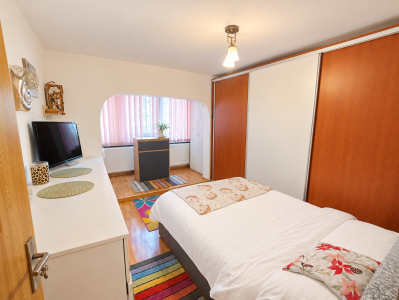 Apartament 3 camere etaj 1 zona Clinica Somesan