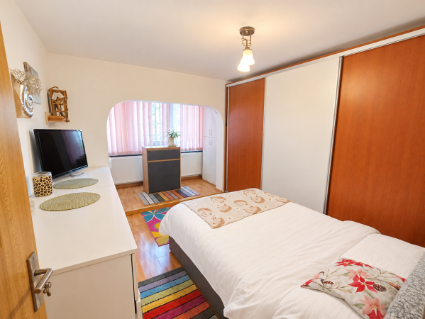 Apartament 3 camere etaj 1 zona Clinica Somesan