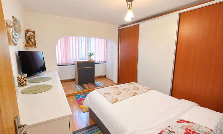 Apartament 3 camere etaj 1 zona Clinica Somesan